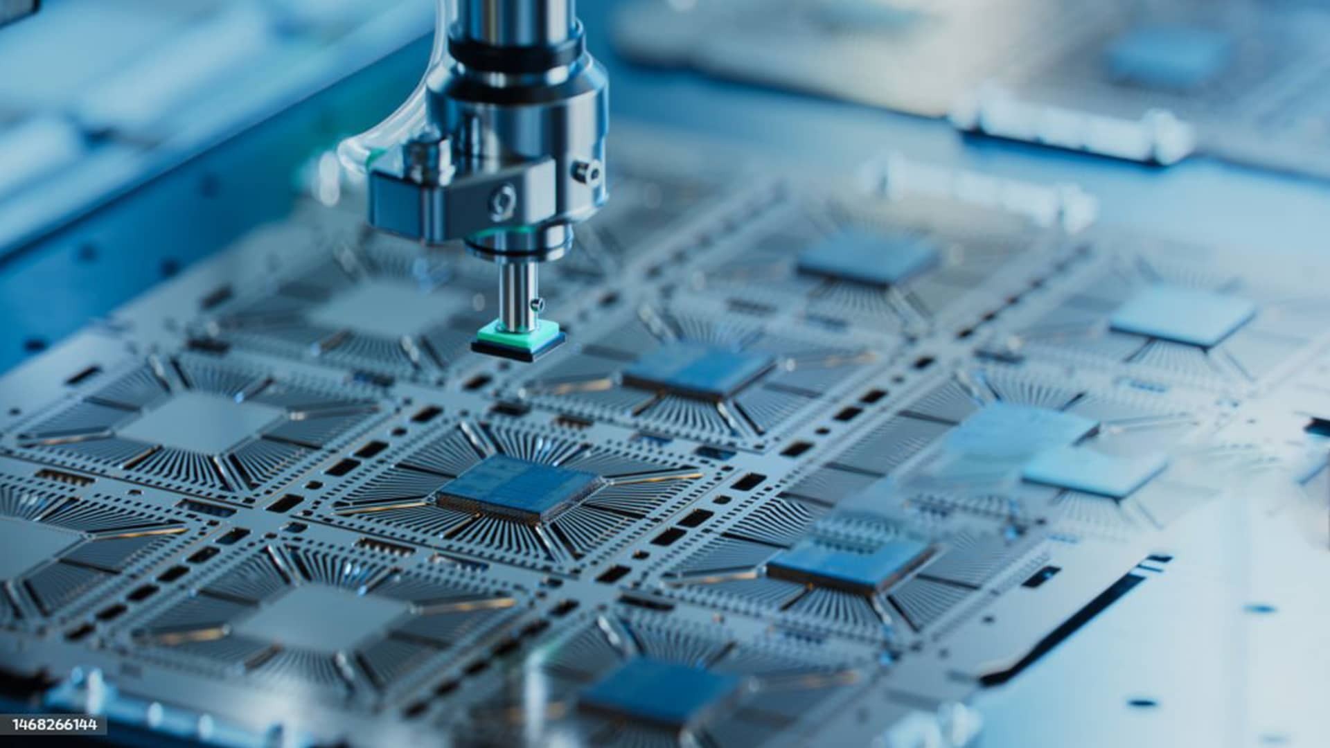 RFID production line implementation of intelligent management