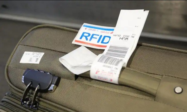RFID Revolution in Air Travel: Solving the Lost Luggage Problem with Smart Baggage Systems
