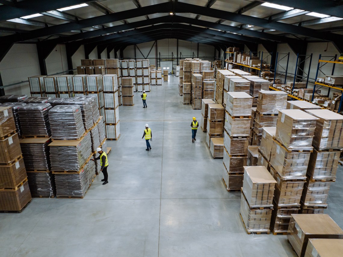 How RFID Improves Warehouse Inventory Accuracy