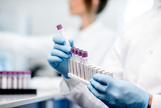 RFID-Driven Innovation: Intelligent Tracking of Scientific Resources in Academic Labs
