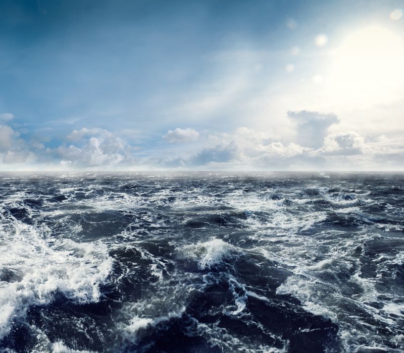 Smart Offshore Cities: RFID-Driven Management of Floating Infrastructure and Resources